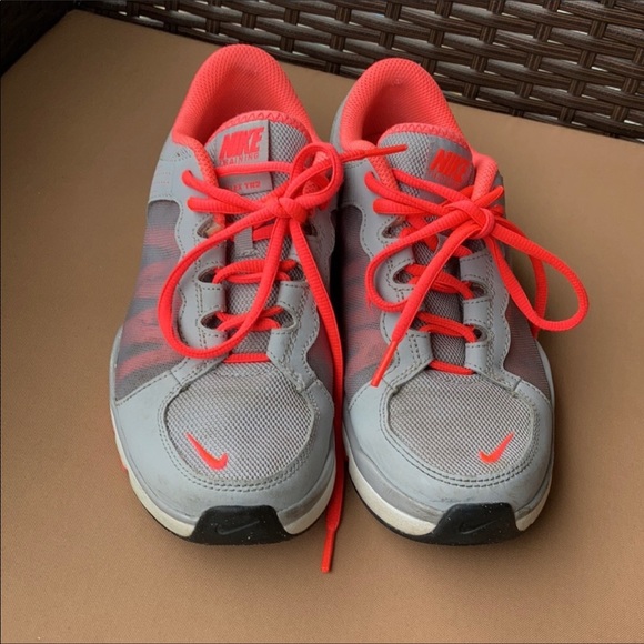 Size 7.5 Nike Training Flex TR2 Runners - Picture 2 of 7